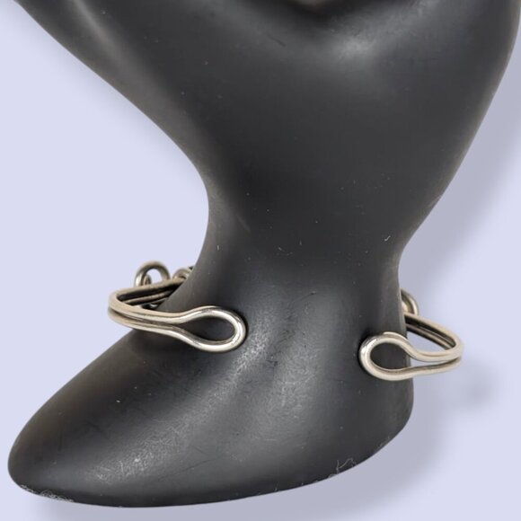 (2/$20) Twisted Wire Open Bracelet - Picture 3 of 6